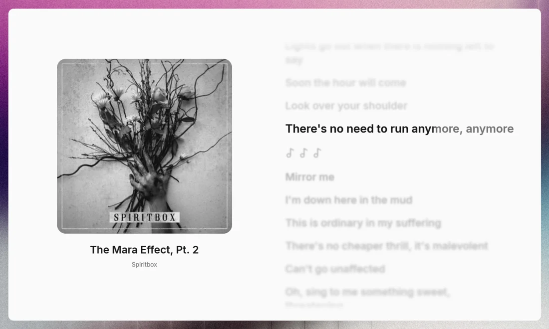 Sonora in its light theme showing full-screen synced lyrics